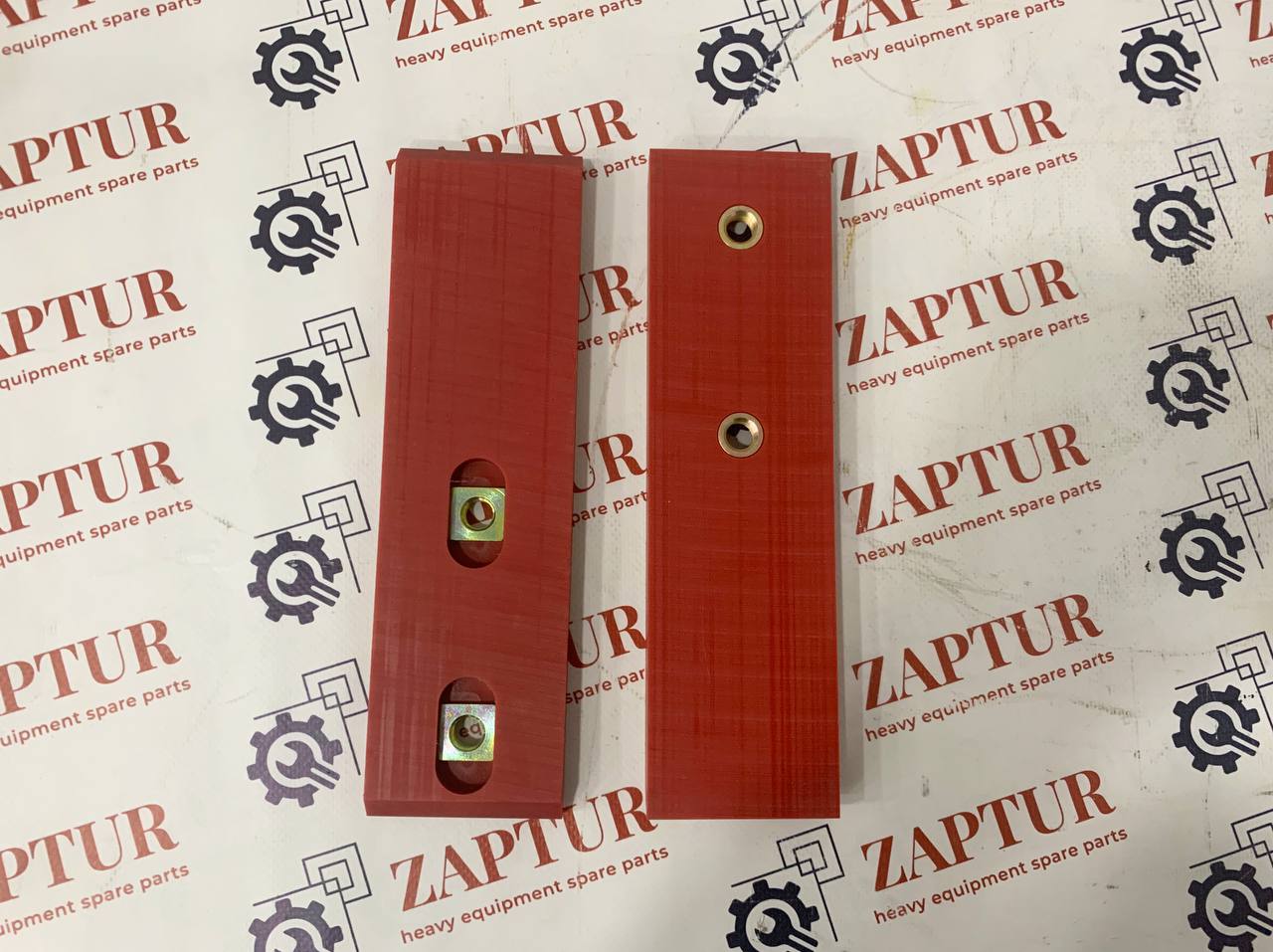 This wear pad is suitable for Case and New Holland machinery