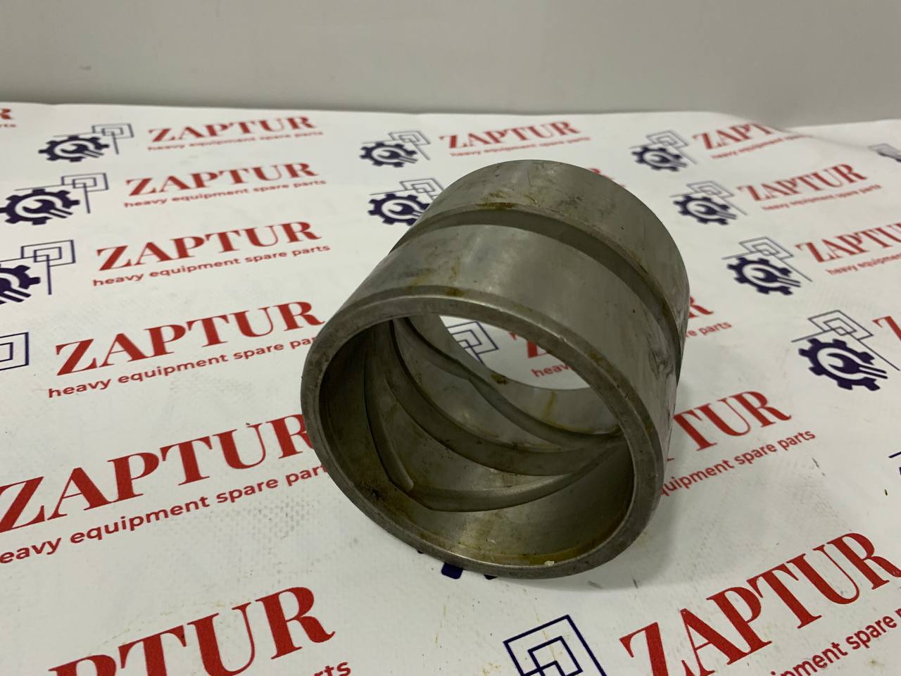 This bushing is suitable for Caterpillar machinery