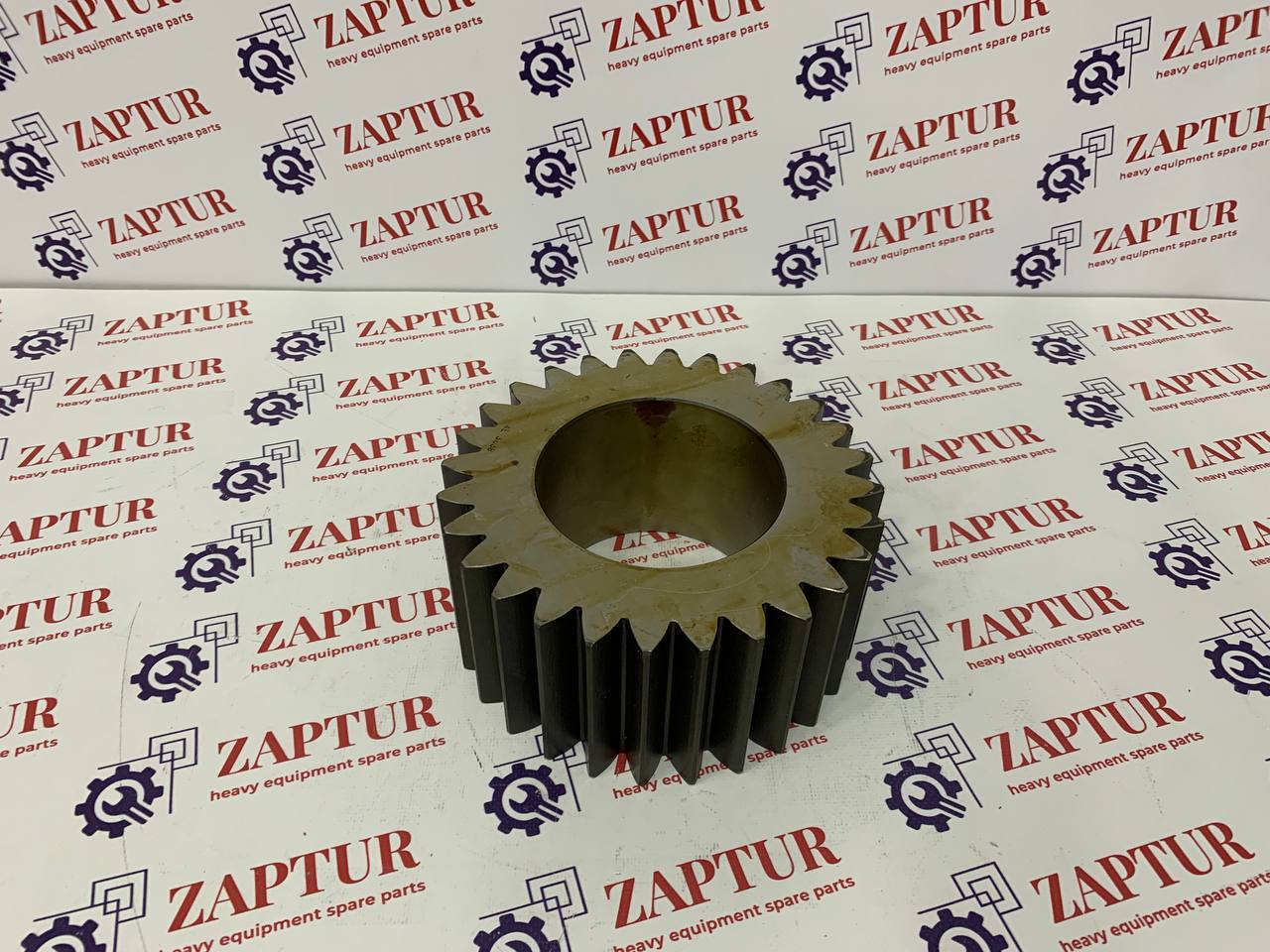 This planet gear is suitable for Caterpillar machinery