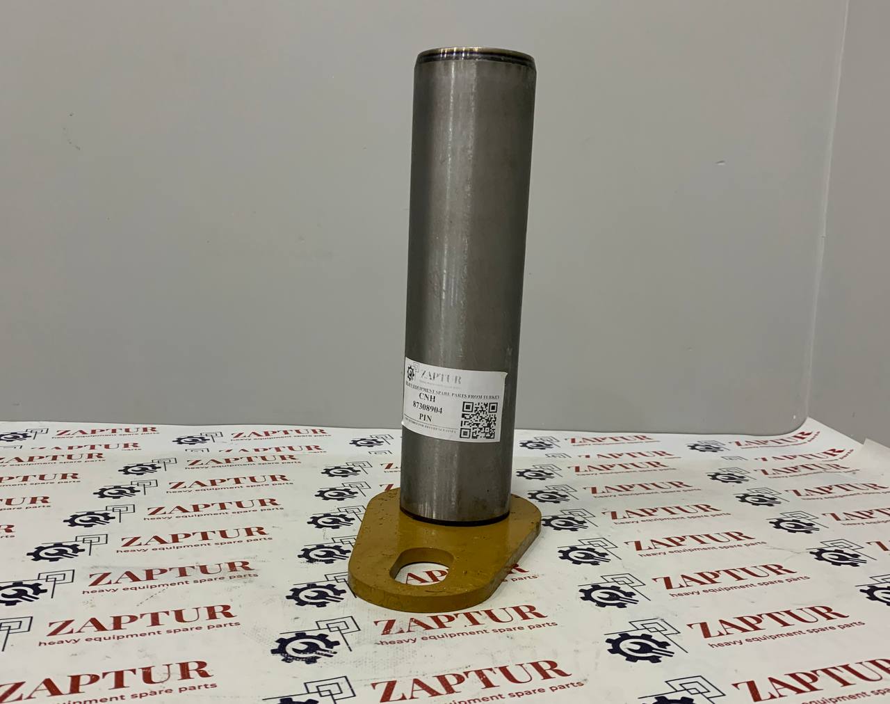 This pin is suitable with CNH® machinery.