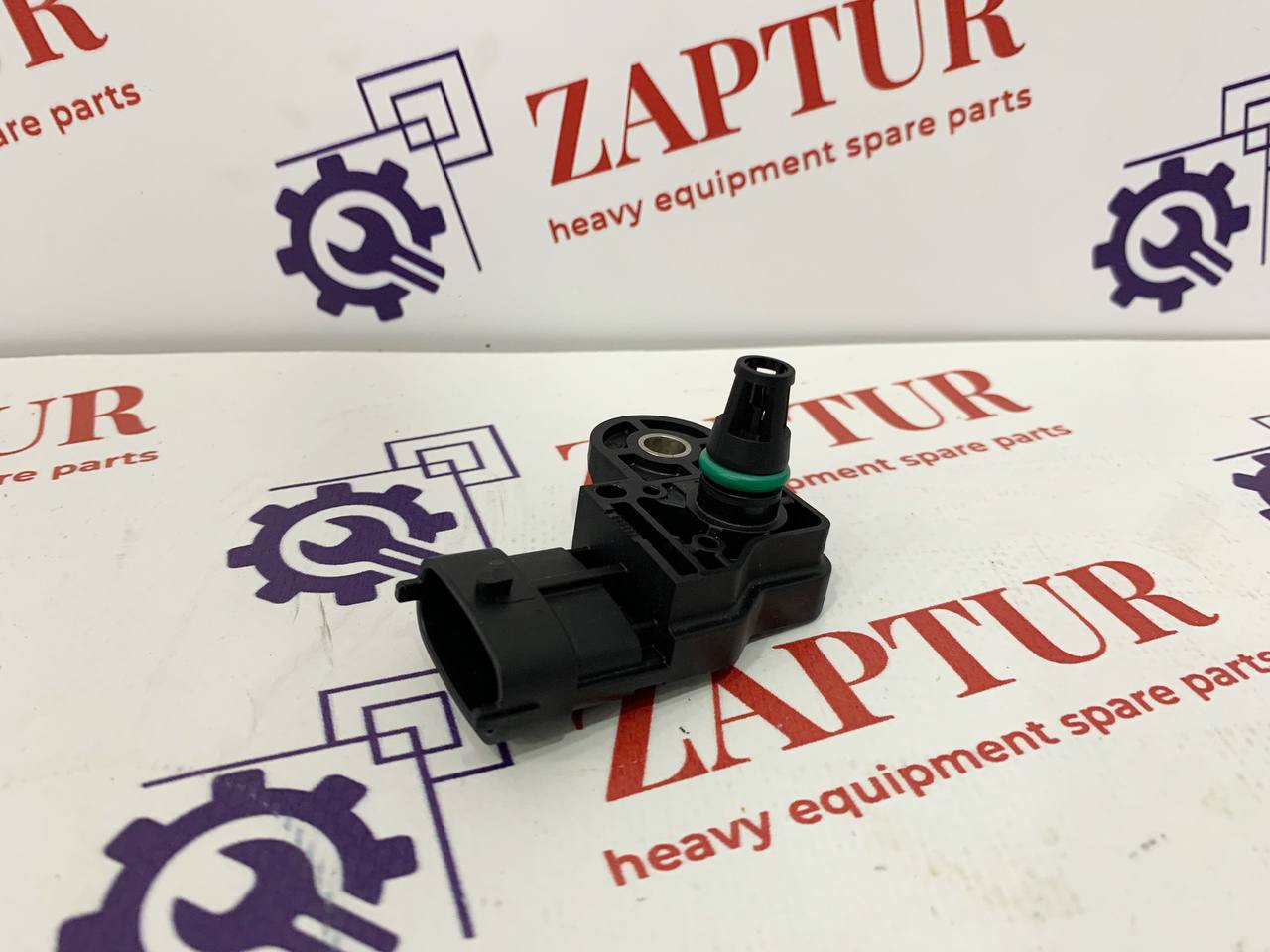 This boost pressure temperature sensor is suitable for Doosan machinery