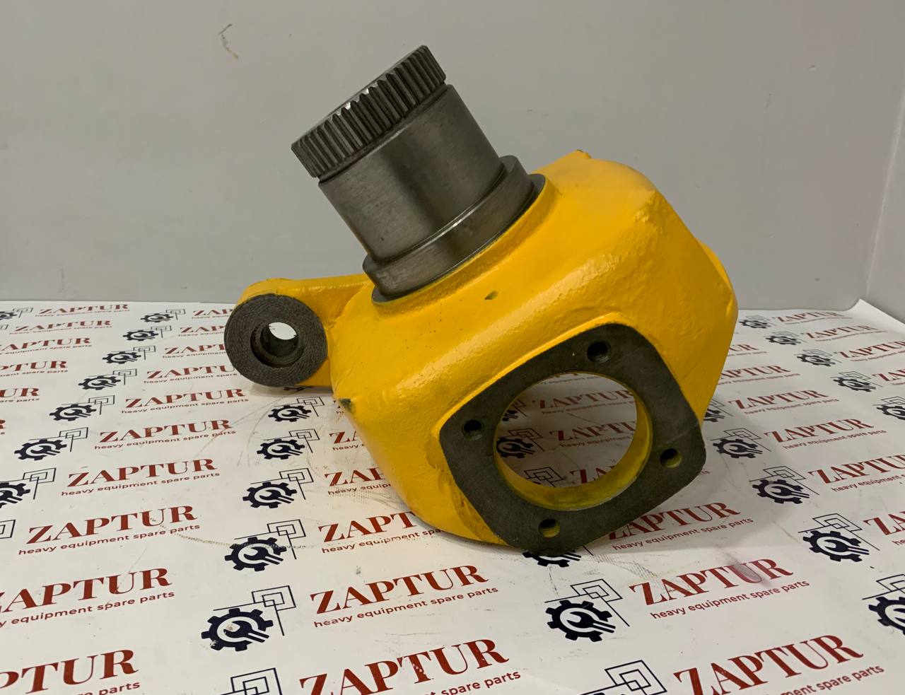 This joint knockle swivel is suitable for hidromek machinery