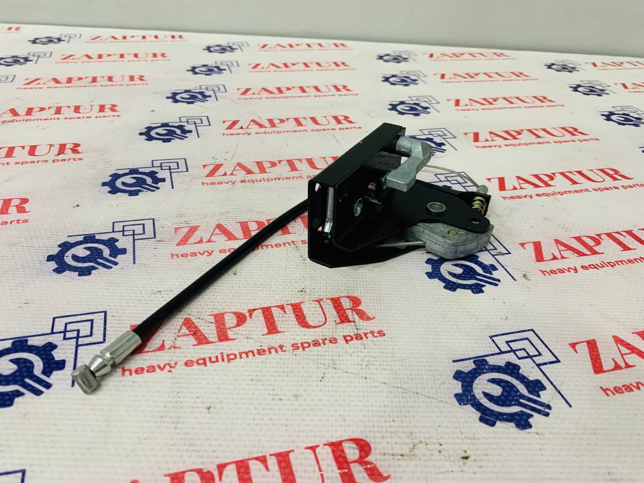 JCB 123/07383 LOCK LEFT HAND DOOR