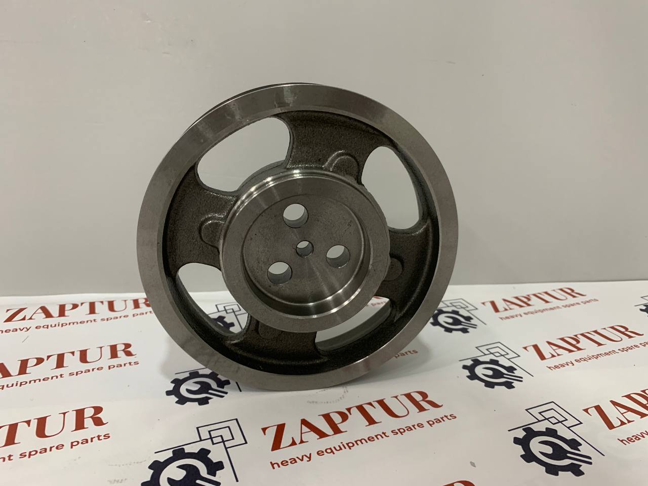 This crankshaft pulley is suitable for Jcb machinery