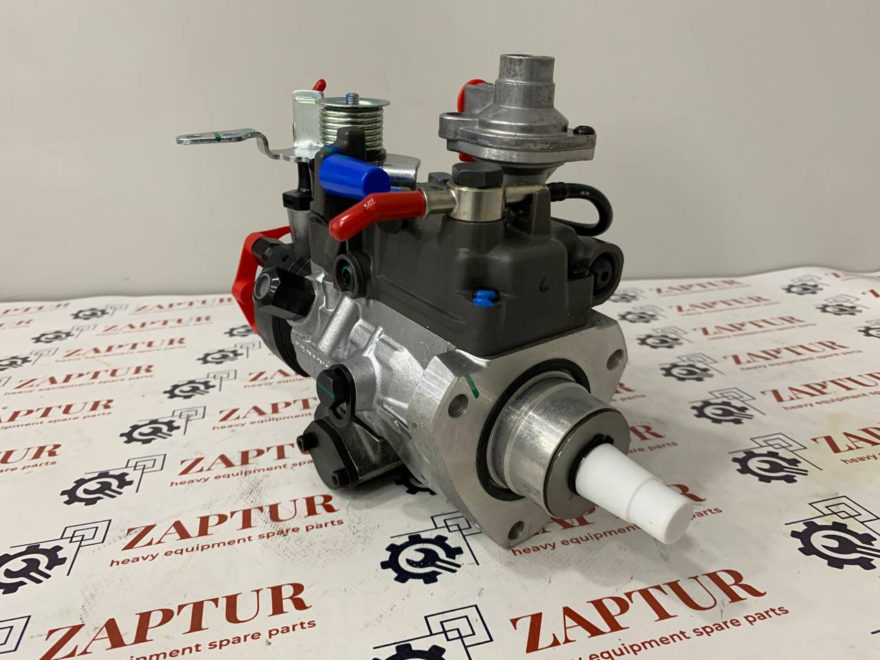 This fuel pump is suitable for Jcb 3CX and 4CX backhoeloader models.