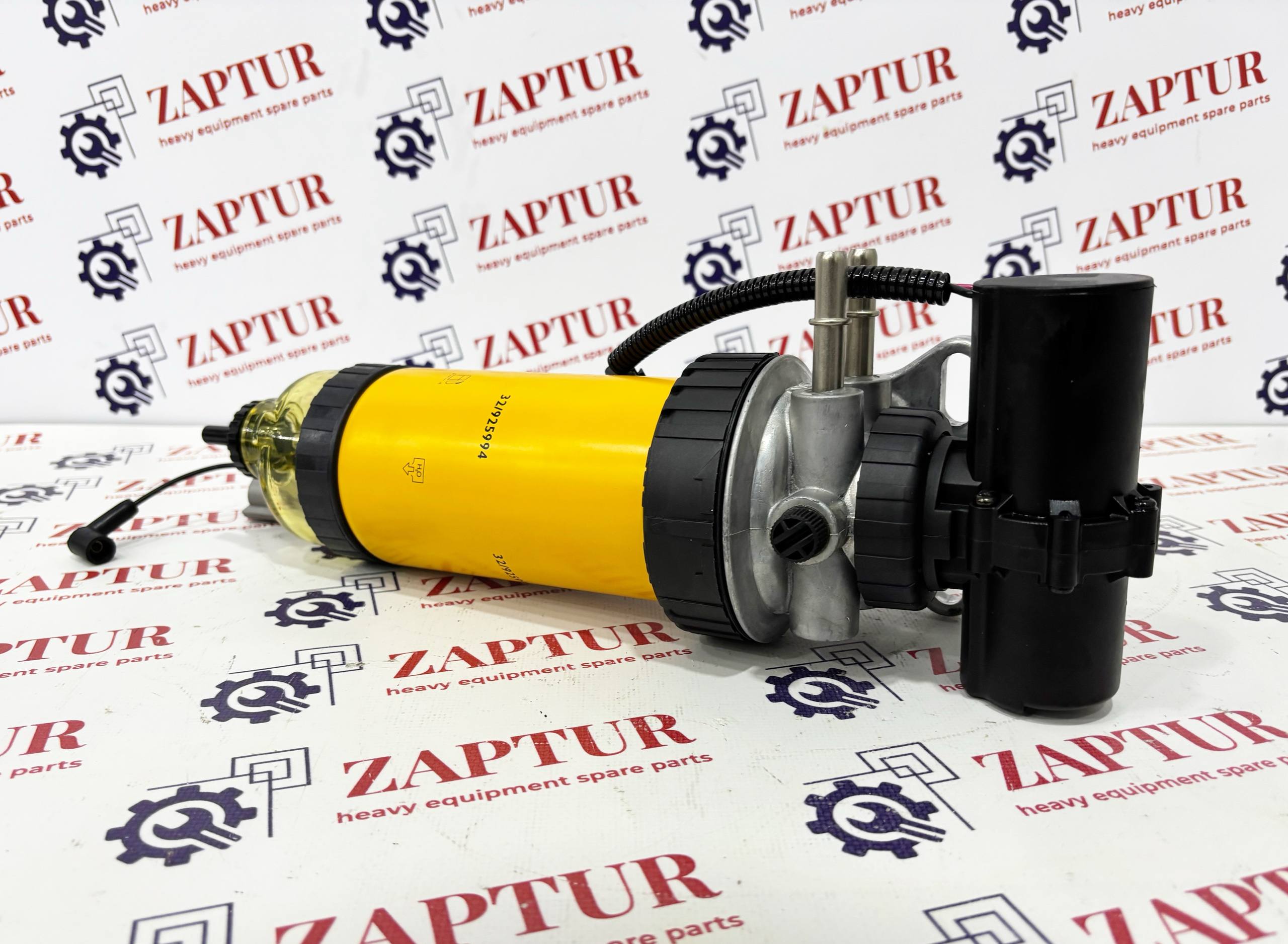 JCB 332/D6723, 32/925994 FUEL LIFT PUMP ASS'Y