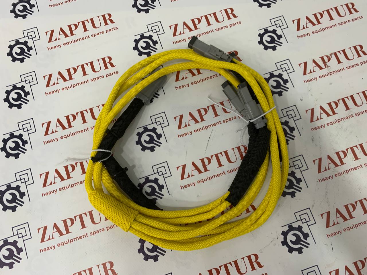 This cable loom is suitable for Liebherr machinery