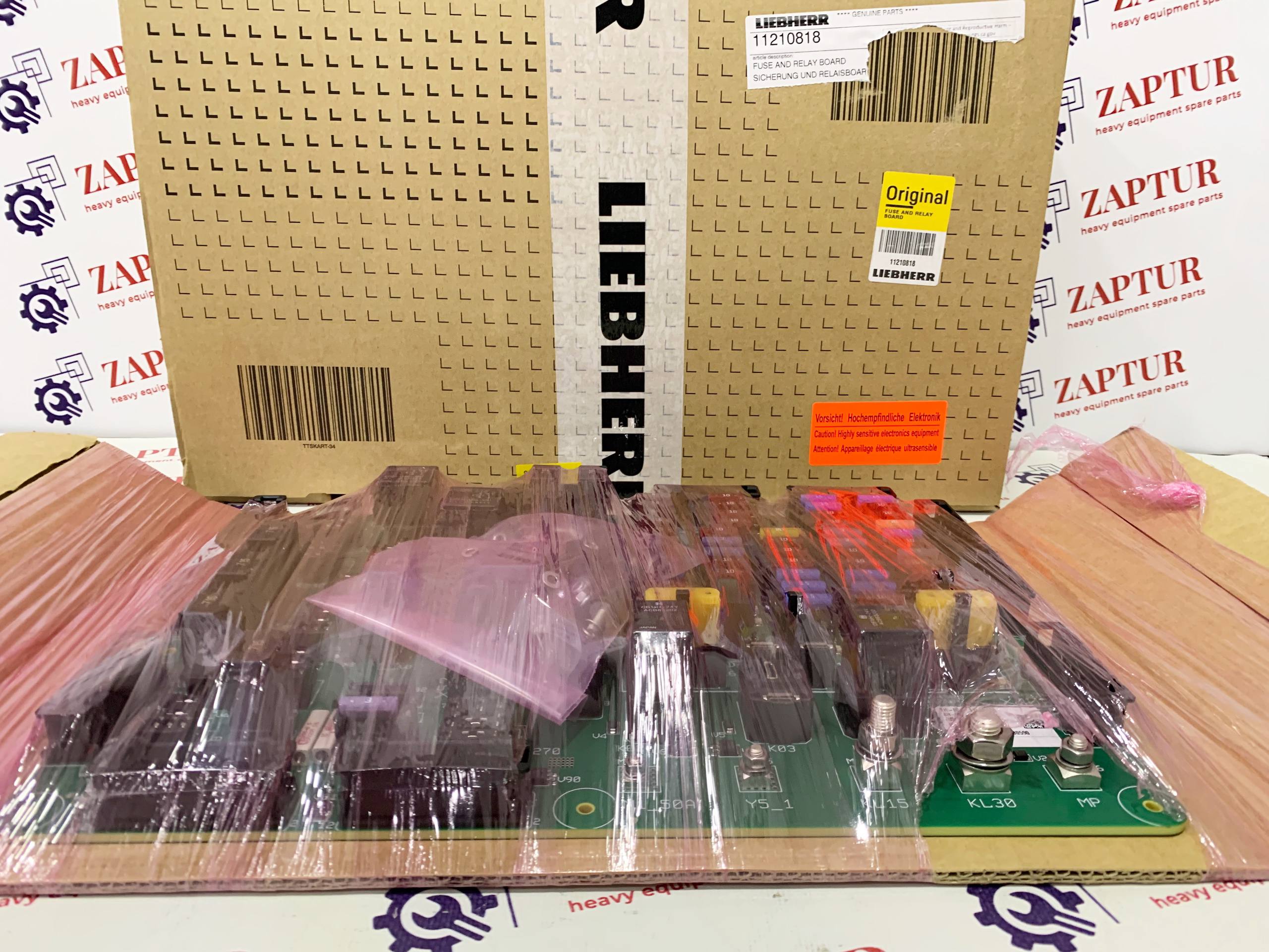 LIEBHERR 11210818 FUSE AND RELAY BOARD