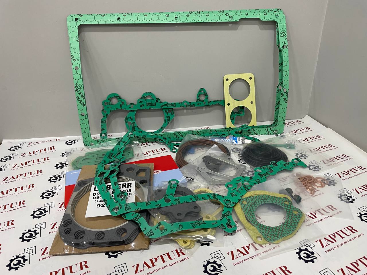 This gasket kit is suitable for Liebherr Engines