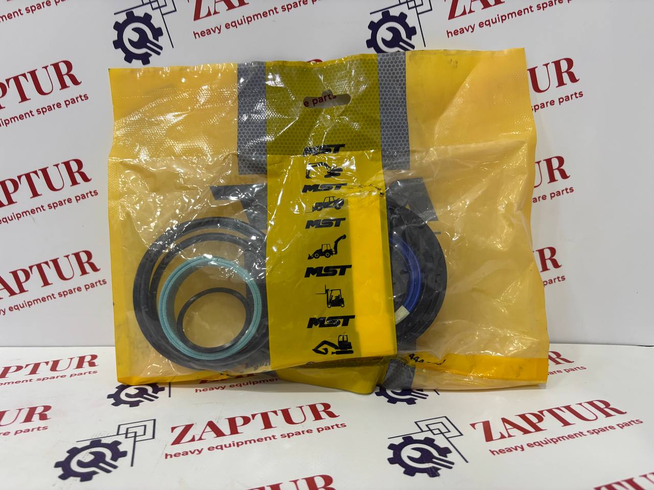 This seal kit is suitable MST machinery.