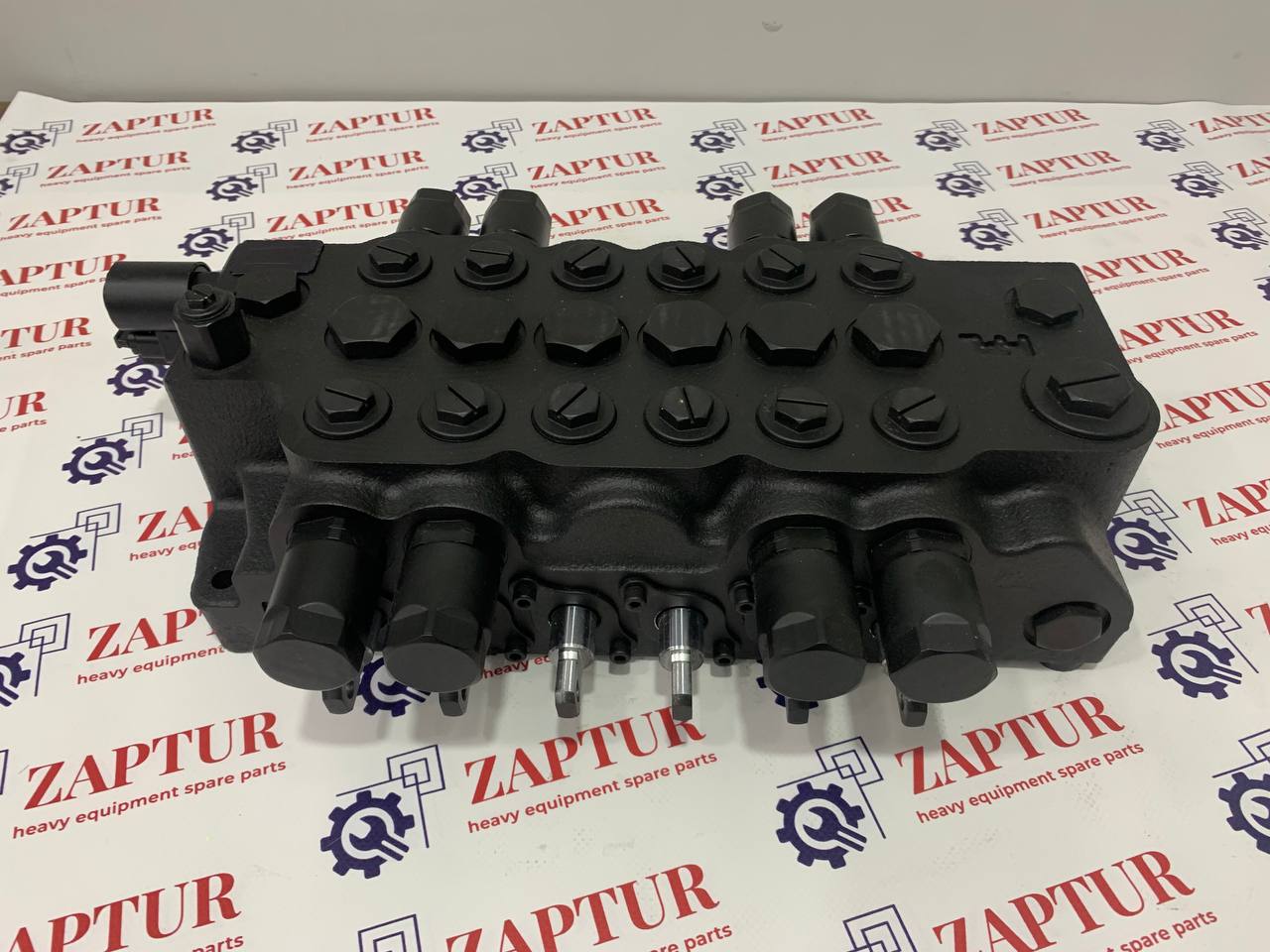 This hydraulic valve is suitable for Mst machinery