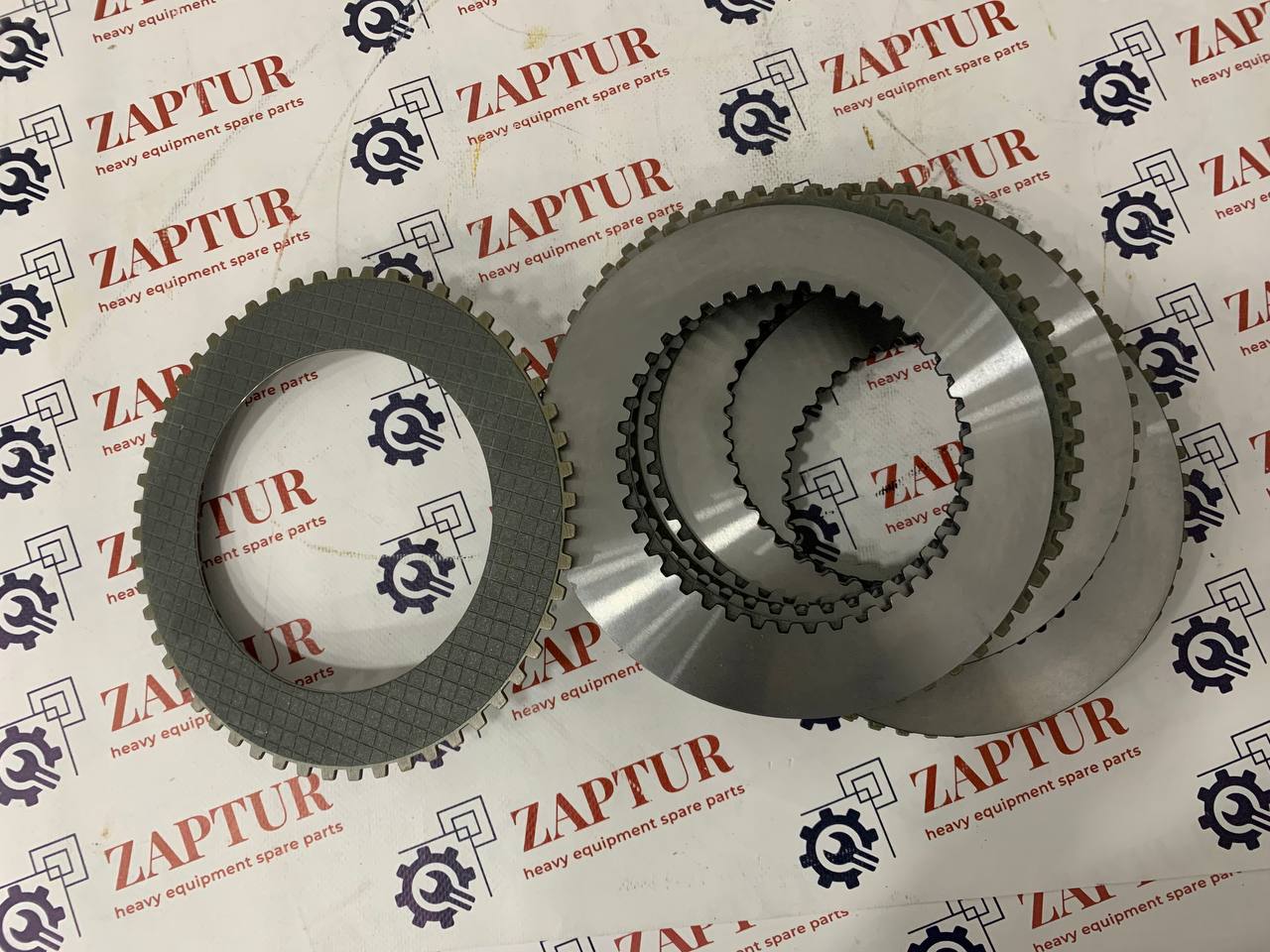 This clutch disc kit is suitable for Volvo machinery