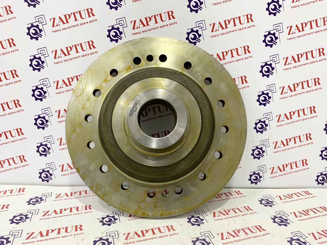 VOLVO 15160319 DIFFERENTIAL HALF HOUSING