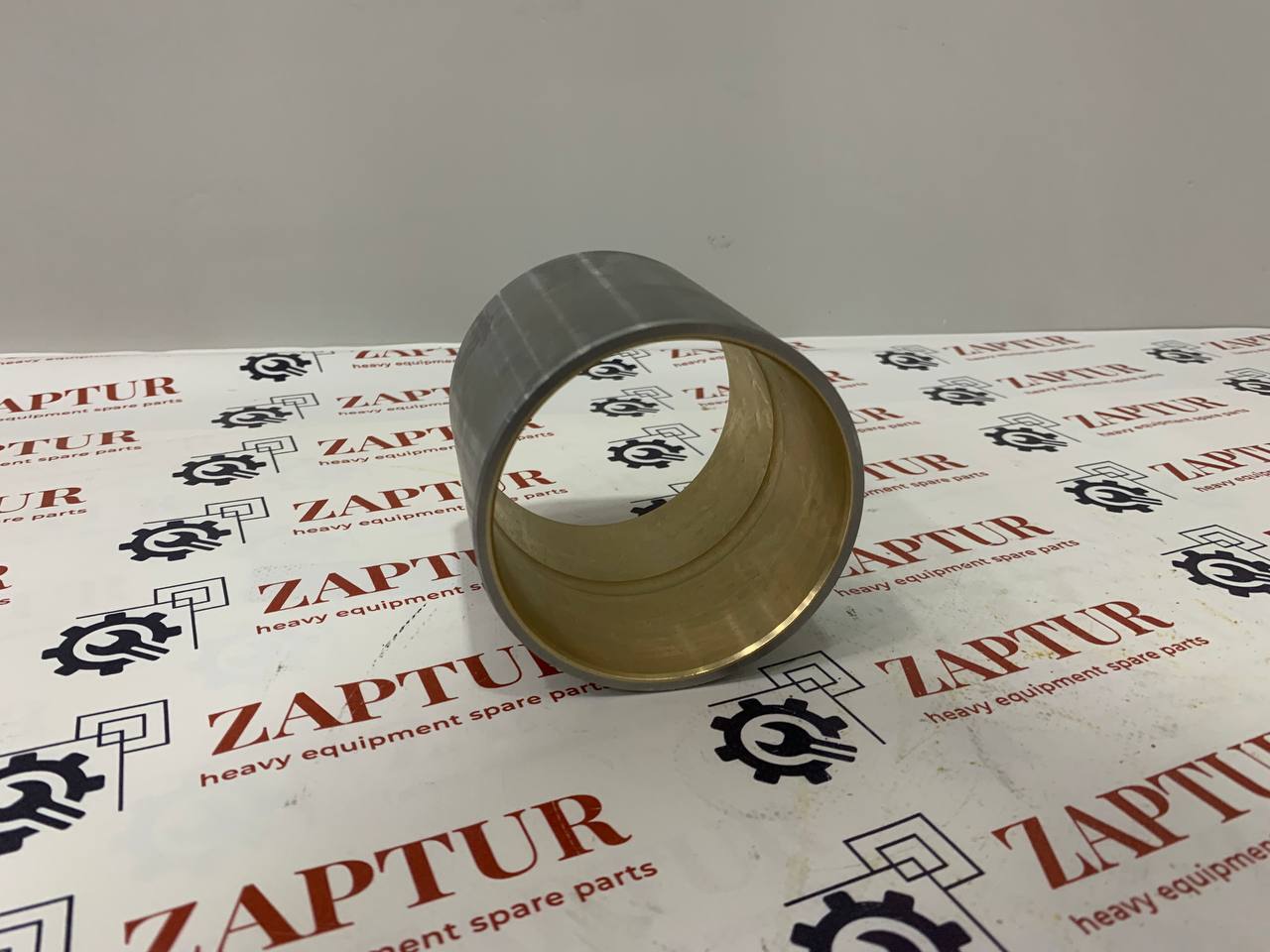 This bushing is suitable for Volvo machinery