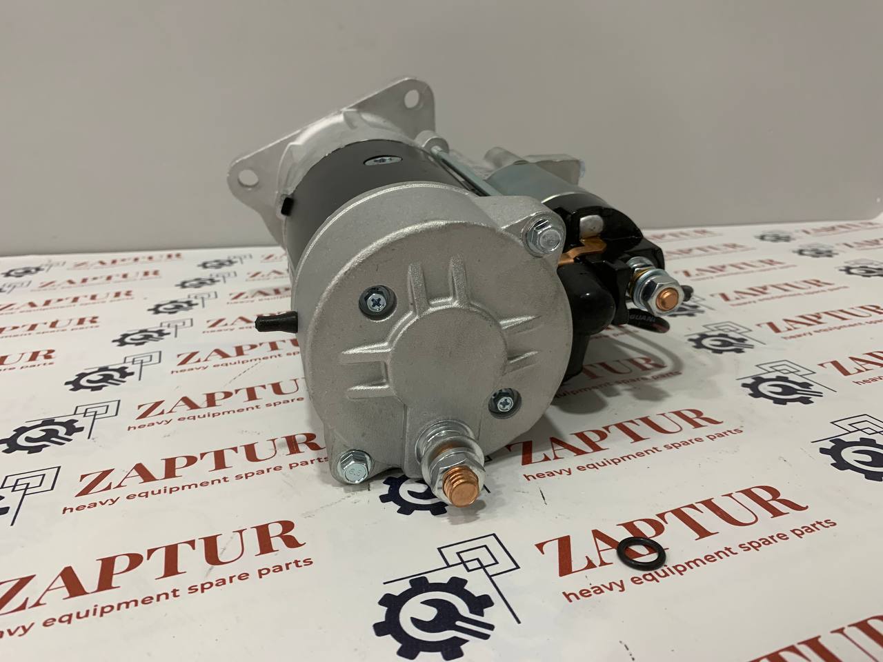 This starter motor is suitable for Volvo Machinery