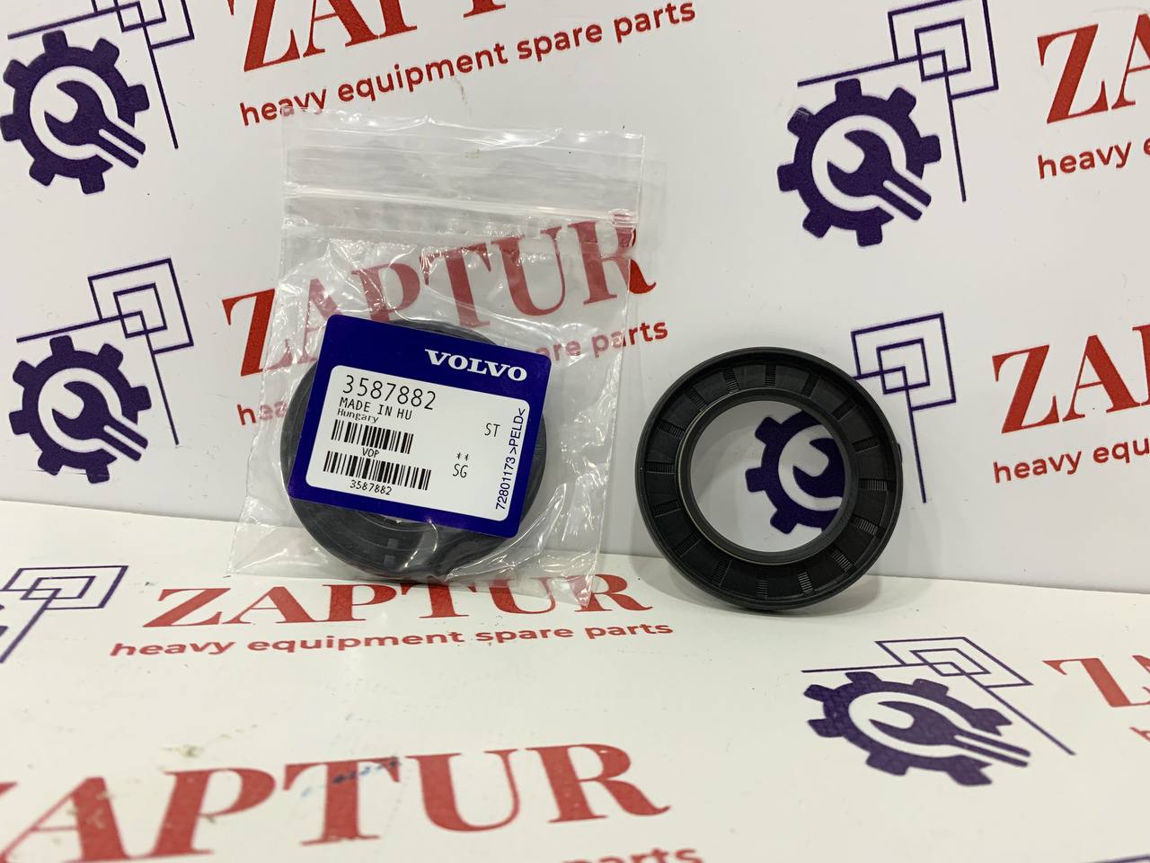 VOLVO 3587882 SEAL