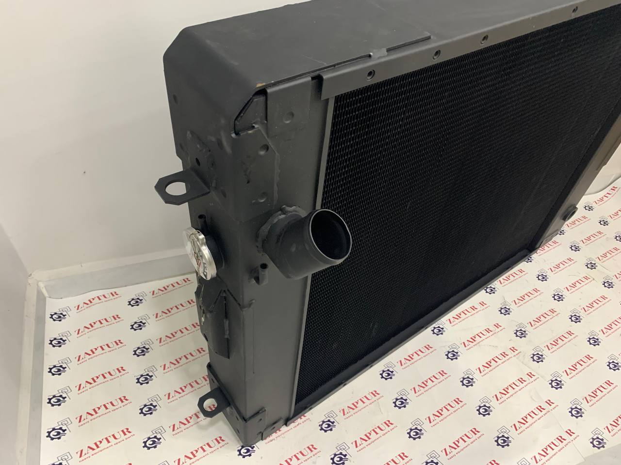 KOMATSU 134-03-71112 RADIATOR
