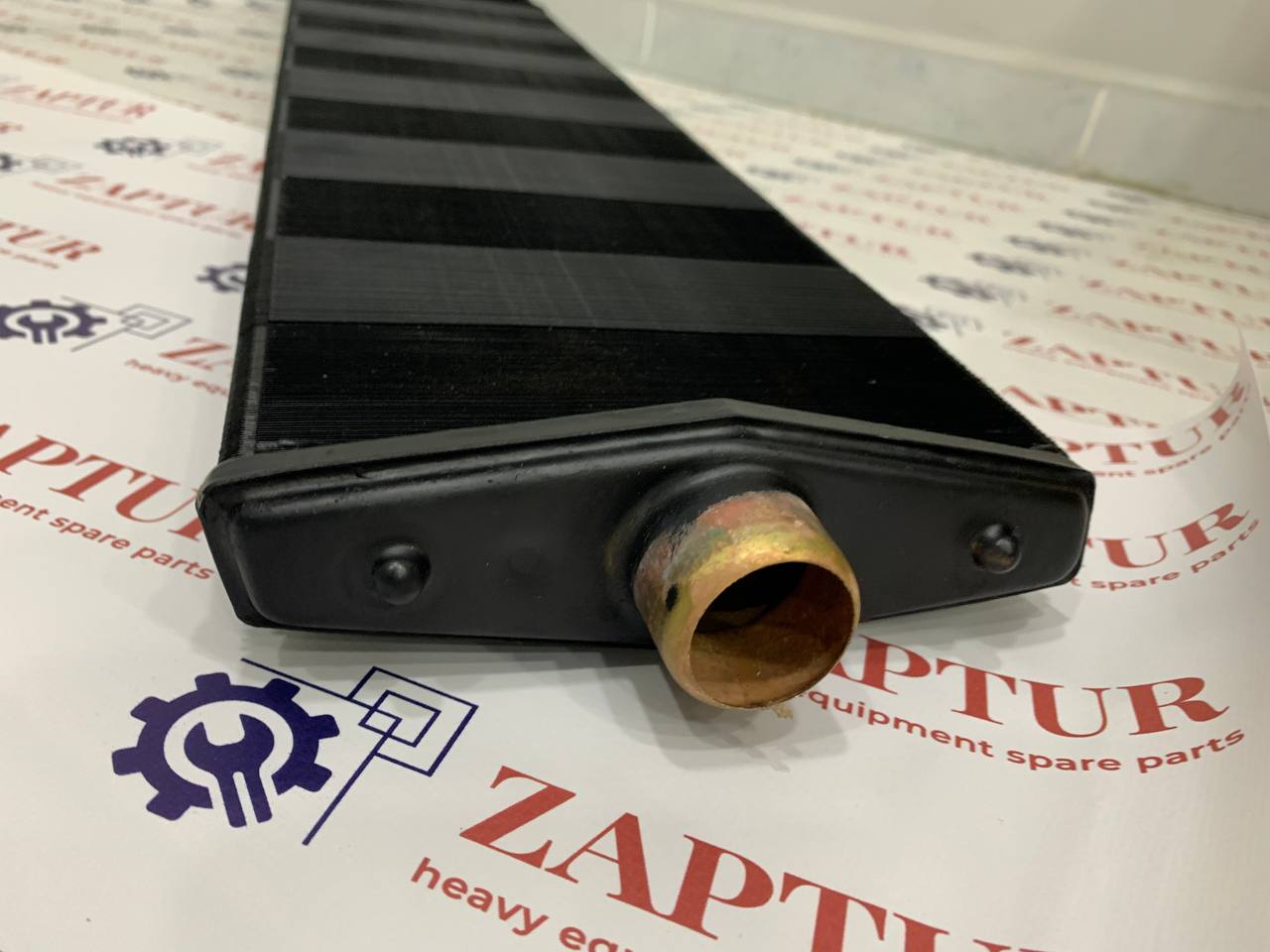 THIS RADIATOR CORE ASS'Y IS SUITABLE CATERPILLAR MACHINERY