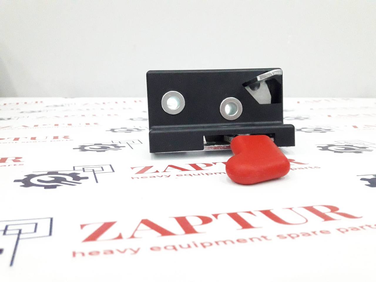 THIS DOOR LOCK IS SUITABLE HIDROMEK MACHINERY