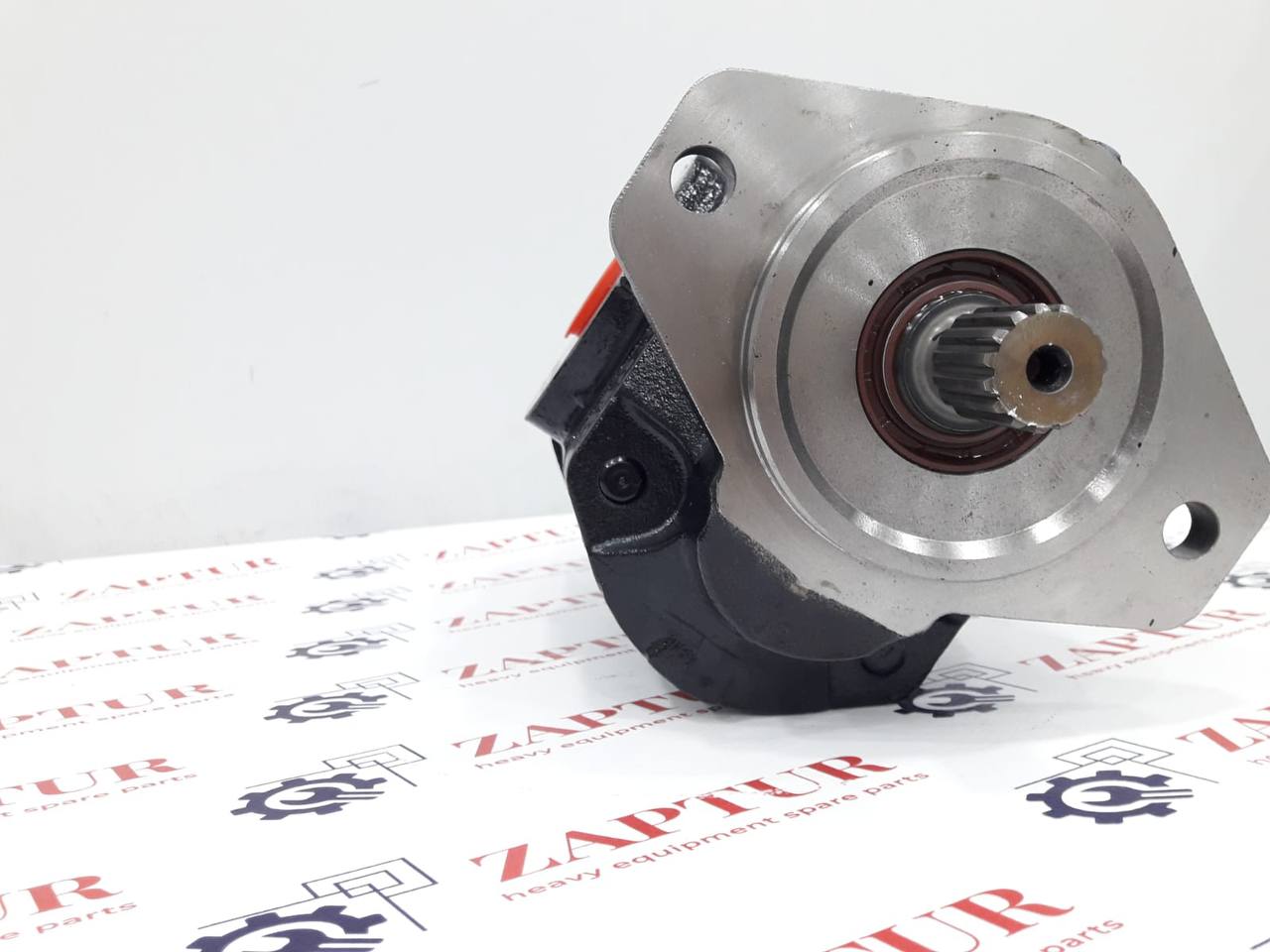 THIS HYDRAULIC PUMP IS SUITABLE HIDROMEK MACHINERY