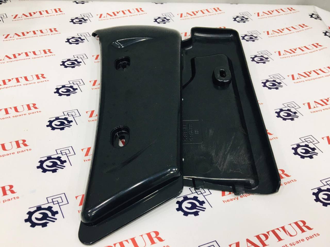 THIS RH PIPE COVER IS SUITABLE JCB MACHINERY