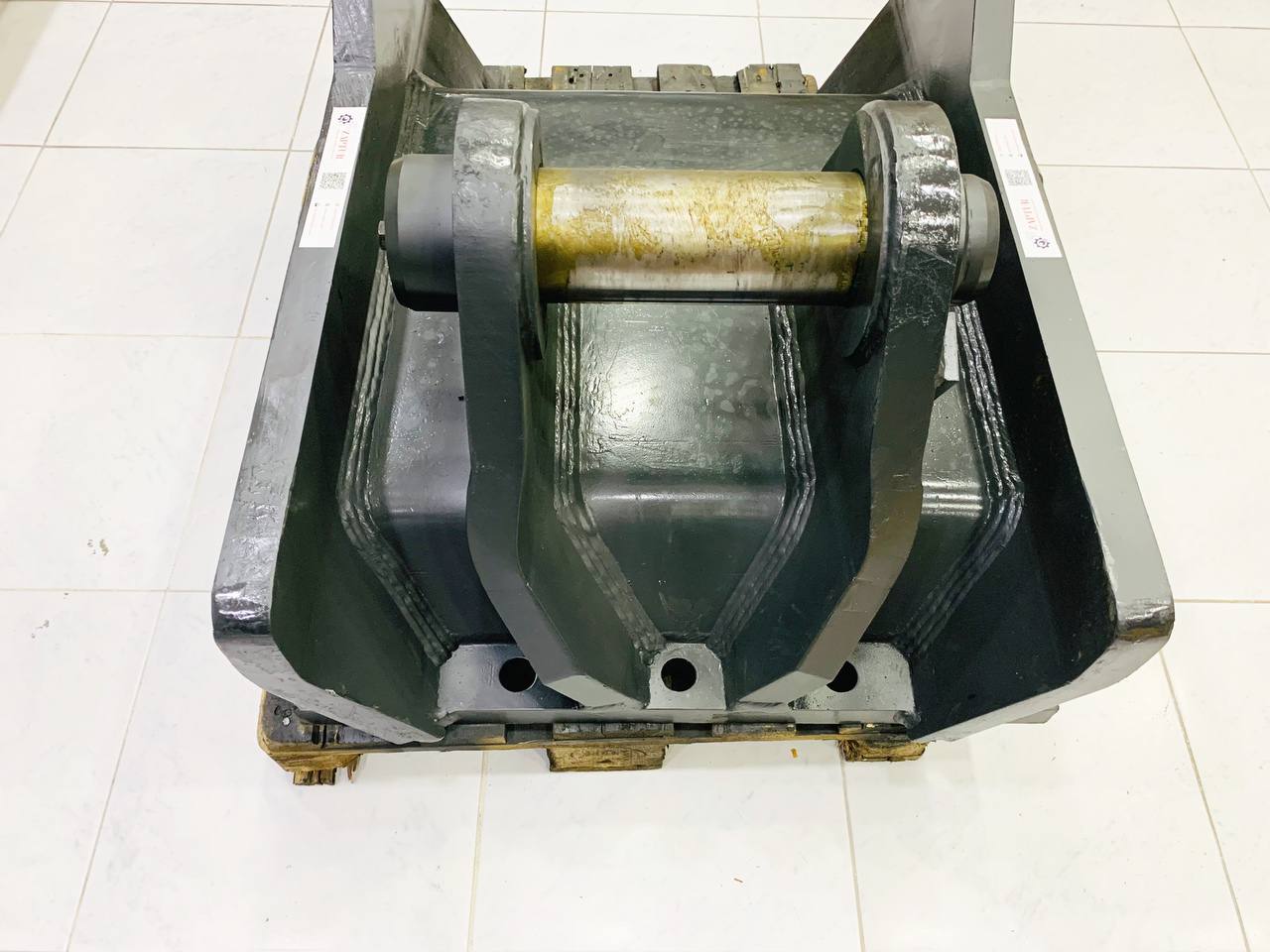 ADAPTOR BRACKET FOR EPIROC HB7000 HAMMER SUITABLE FOR LIEBHERR EXCAVATOR R976 , R974CLI, R 974BLI