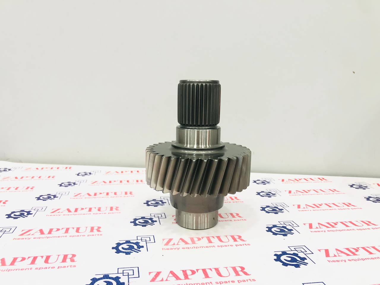 CASE AND NEW HOLLAND 302553A1 GEAR SHAFT [ZAPTUR]