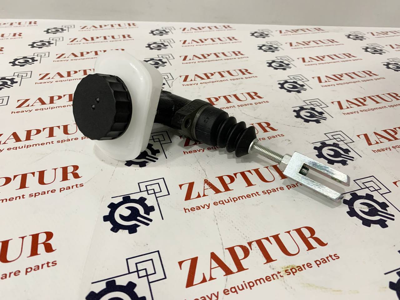 CASE AND NEW HOLLAND 5119606 MASTER CYLINDER [ZAPTUR]