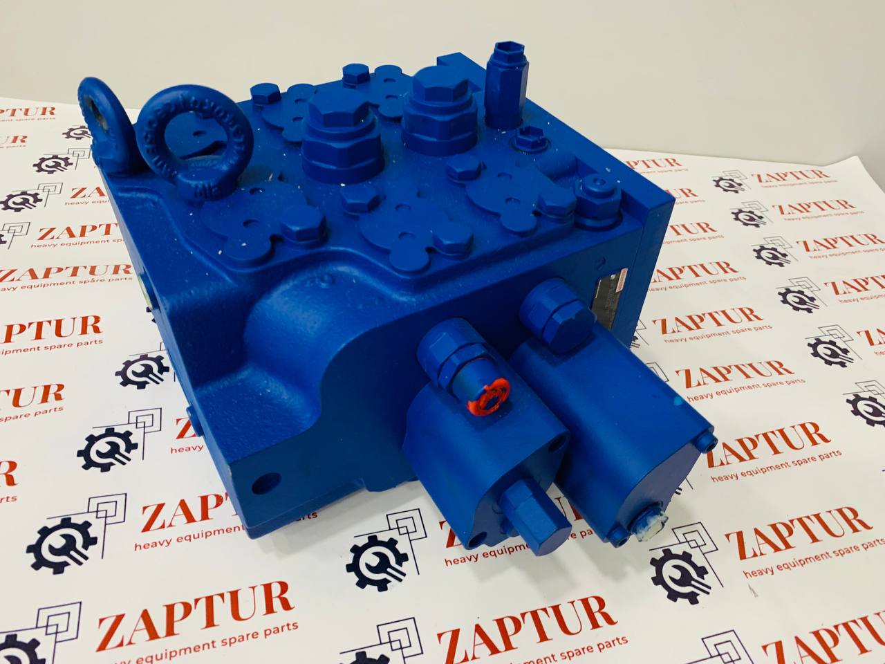 CASE AND NEW HOLLAND 84240716 HYDRAULIC VALVE [ZAPTUR]