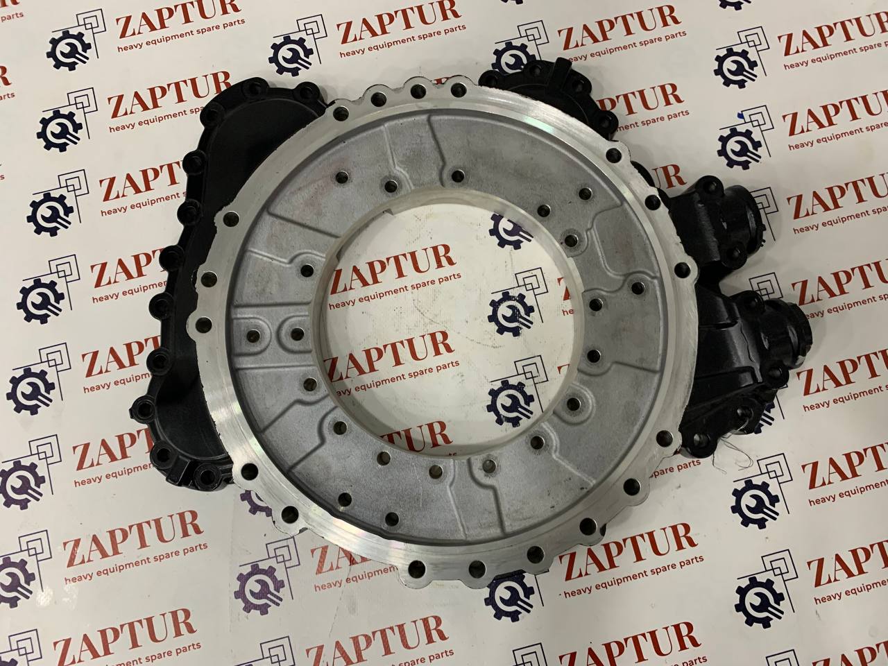 CASE AND NEW HOLLAND 87712648 HOUSING