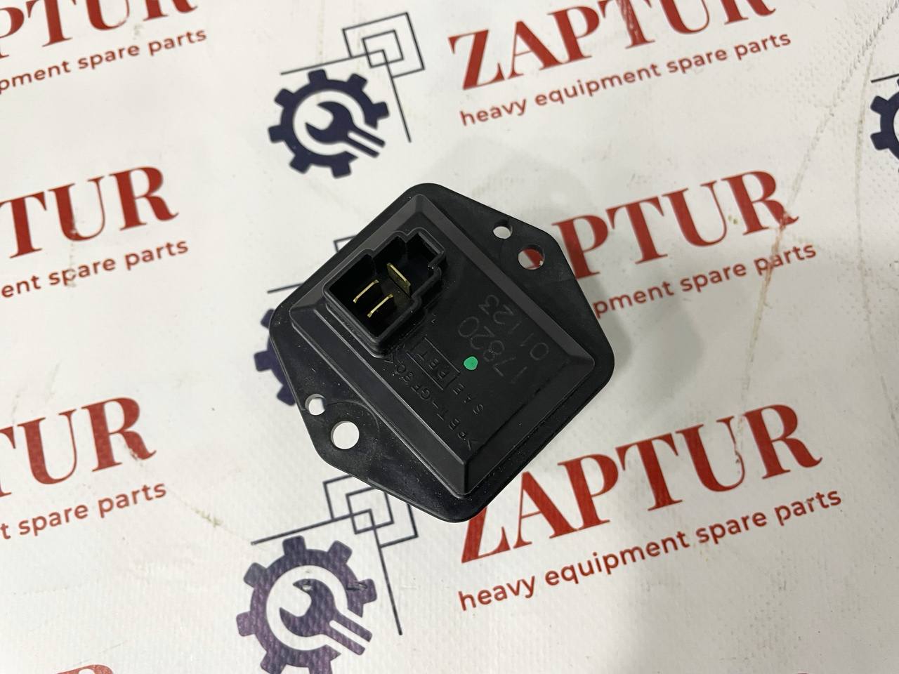 CASE AND NEW HOLLAND KHR27840 ELECTRONIC CONTROL [ZAPTUR]