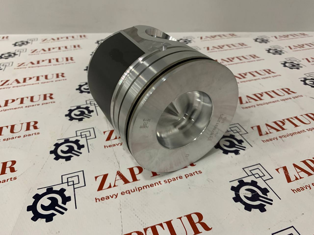 CASE & NEW HOLLAND 82841892 PISTON [ZAPTUR]