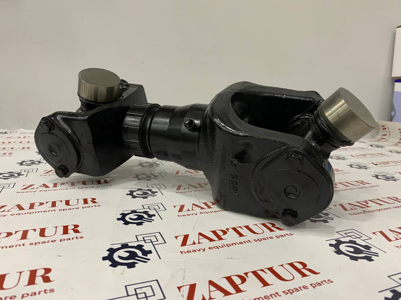 CASE & NEW HOLLAND 84252886 SHAFT