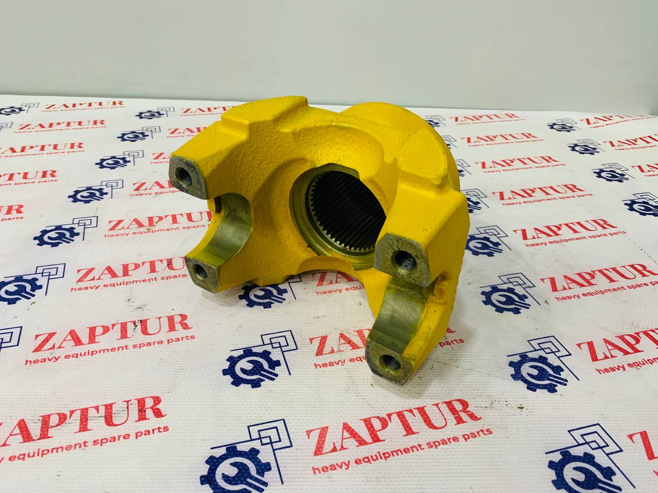 THIS YOKE IS SUITABLE CATERPILLAR MACHINERY
