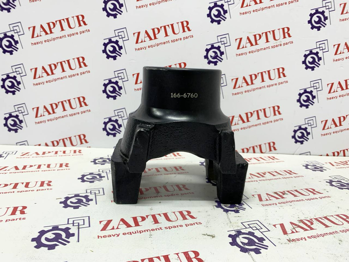 This yoke is suitable for Caterpillar machines.