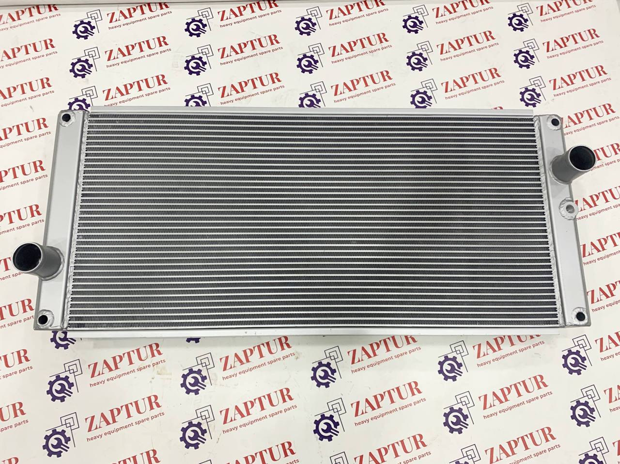 This radiator is suitable for Caterpillar machinery