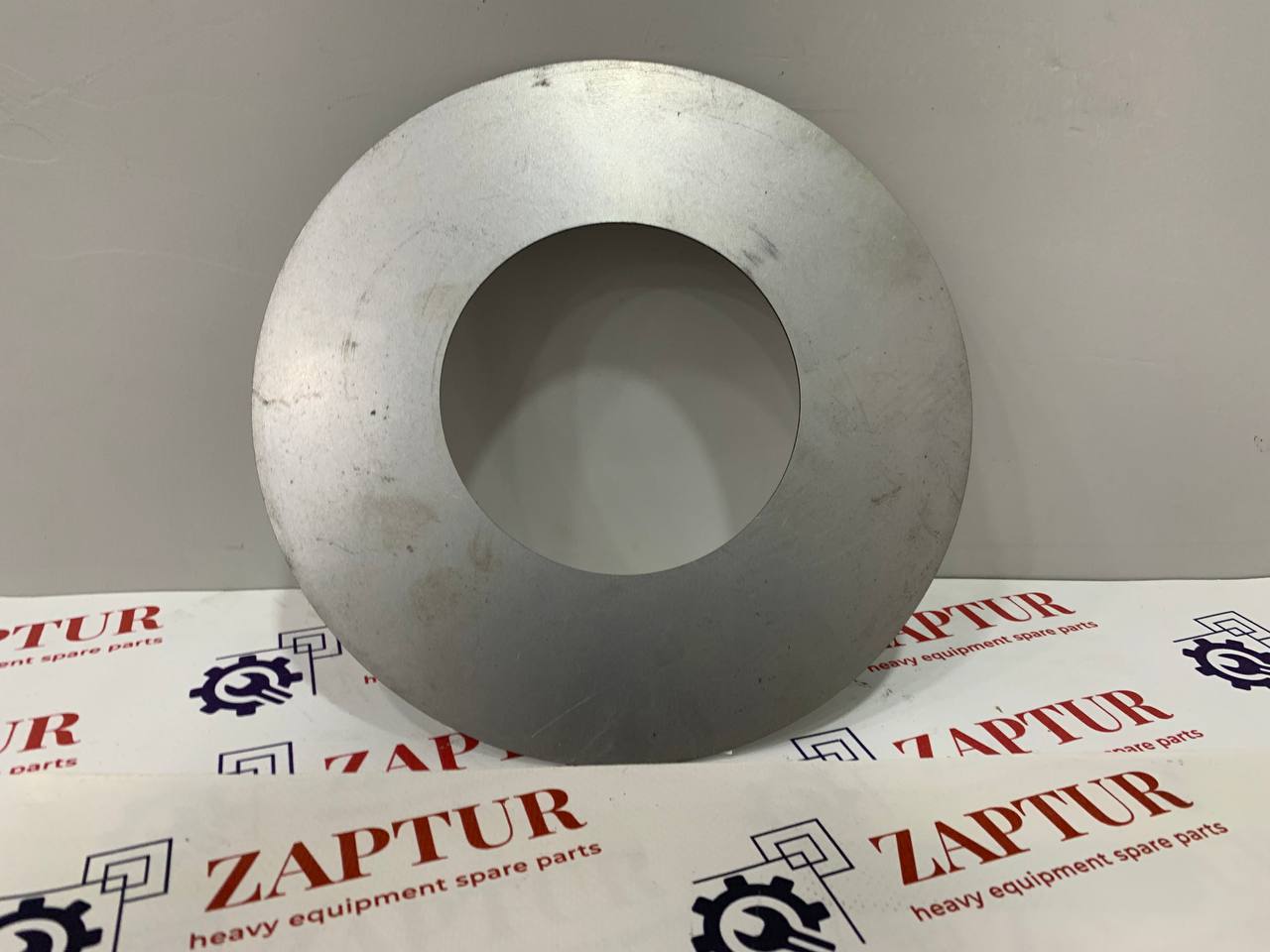 CNH 87312744 SHIM [ZAPTUR]