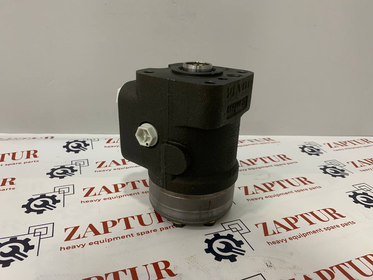 CNH 87360432 HYDRAULIC STEERING UNIT [ZAPTUR]