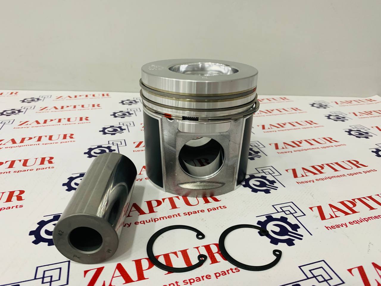 DEUTZ 04501352 PISTON