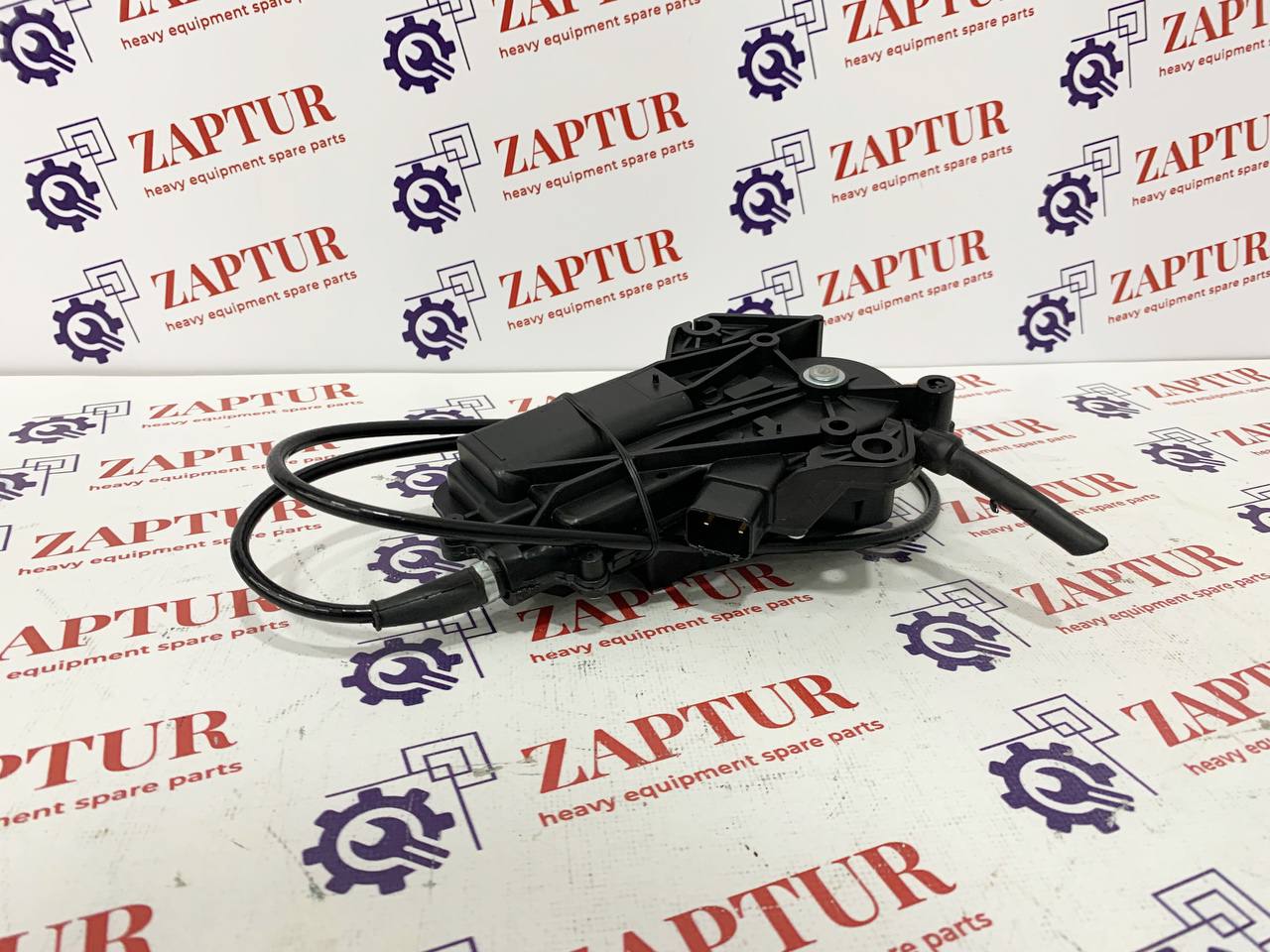 This motor stop solenoid is suitable for Doosan® machinery.