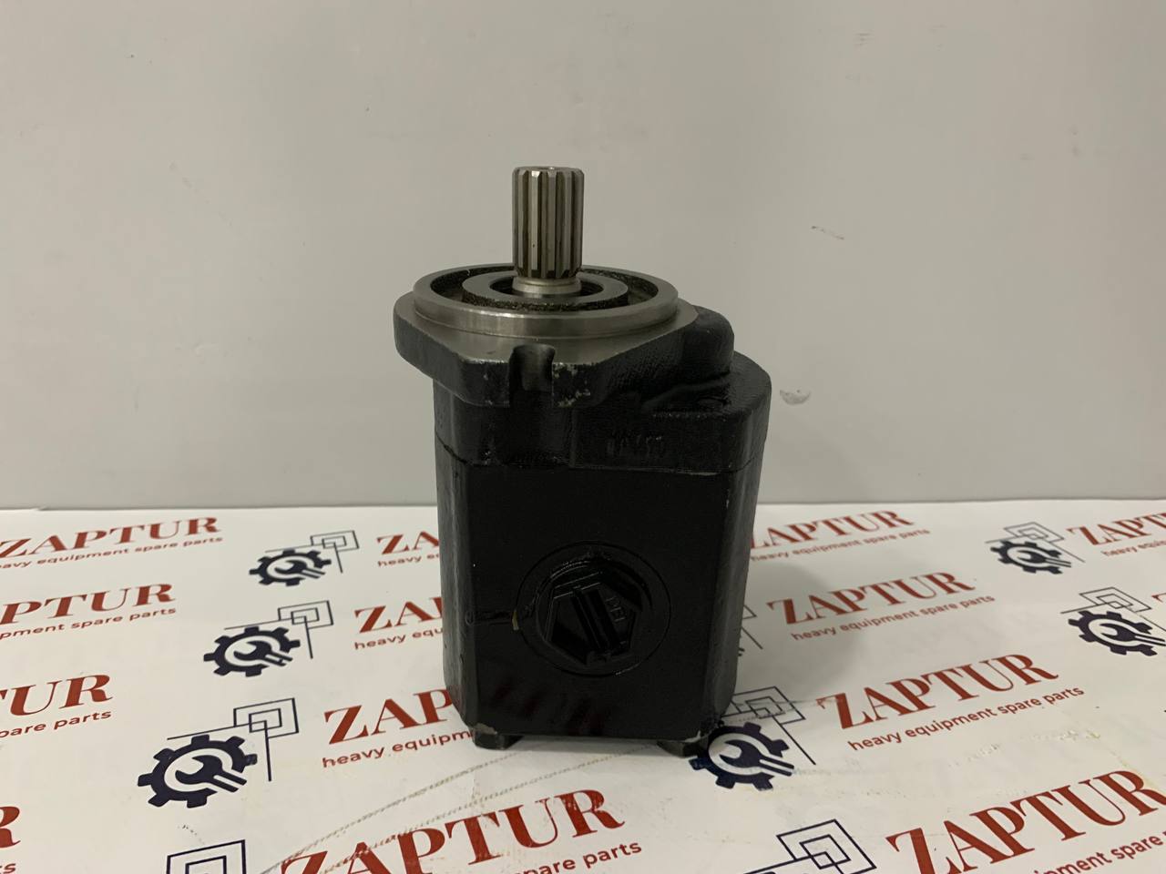FURUKAWA 040122-060010 GEAR PUMP [ZAPTUR]