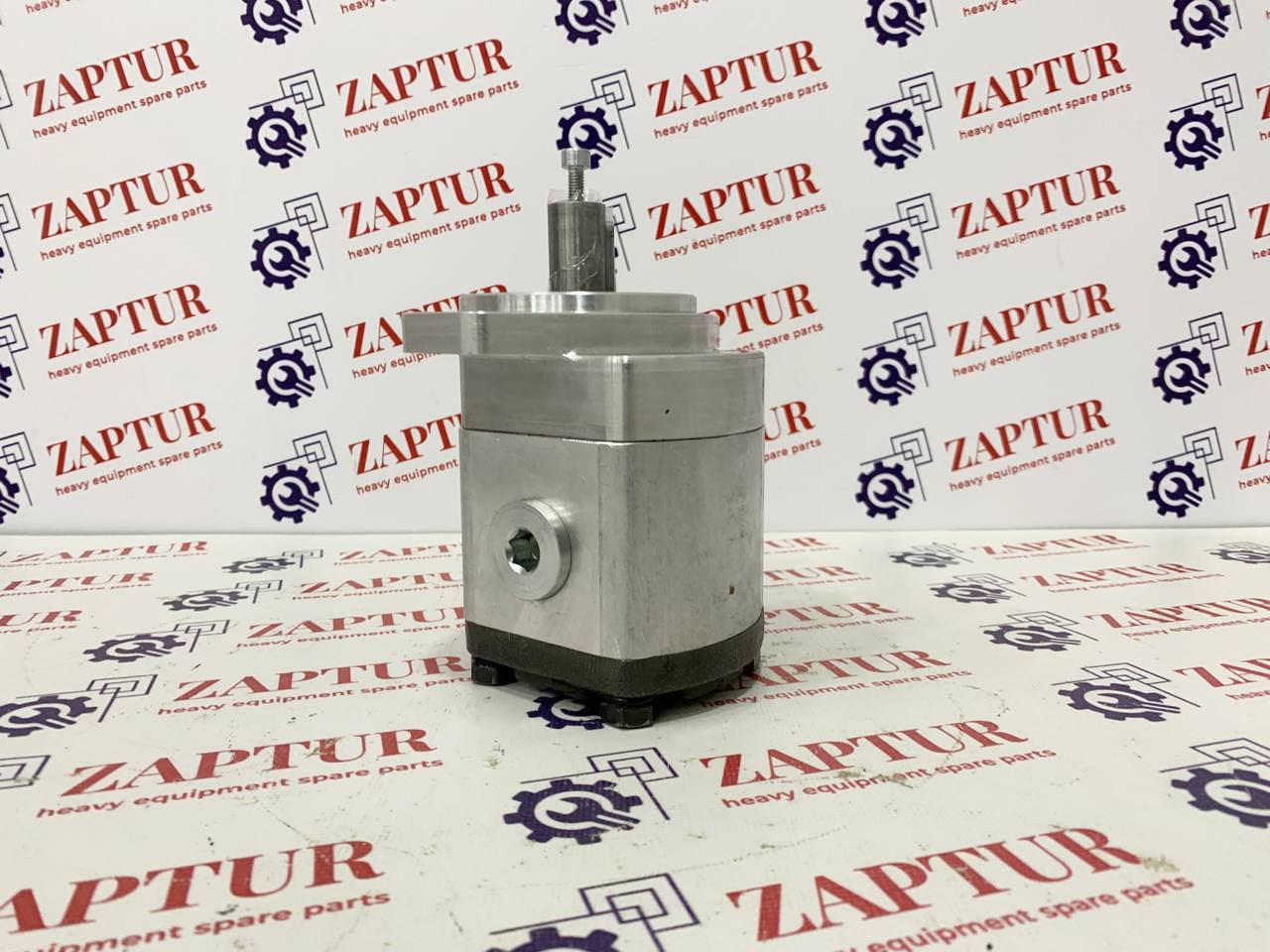 FURUKAWA 925204-10013 HYDRAULIC PUMP