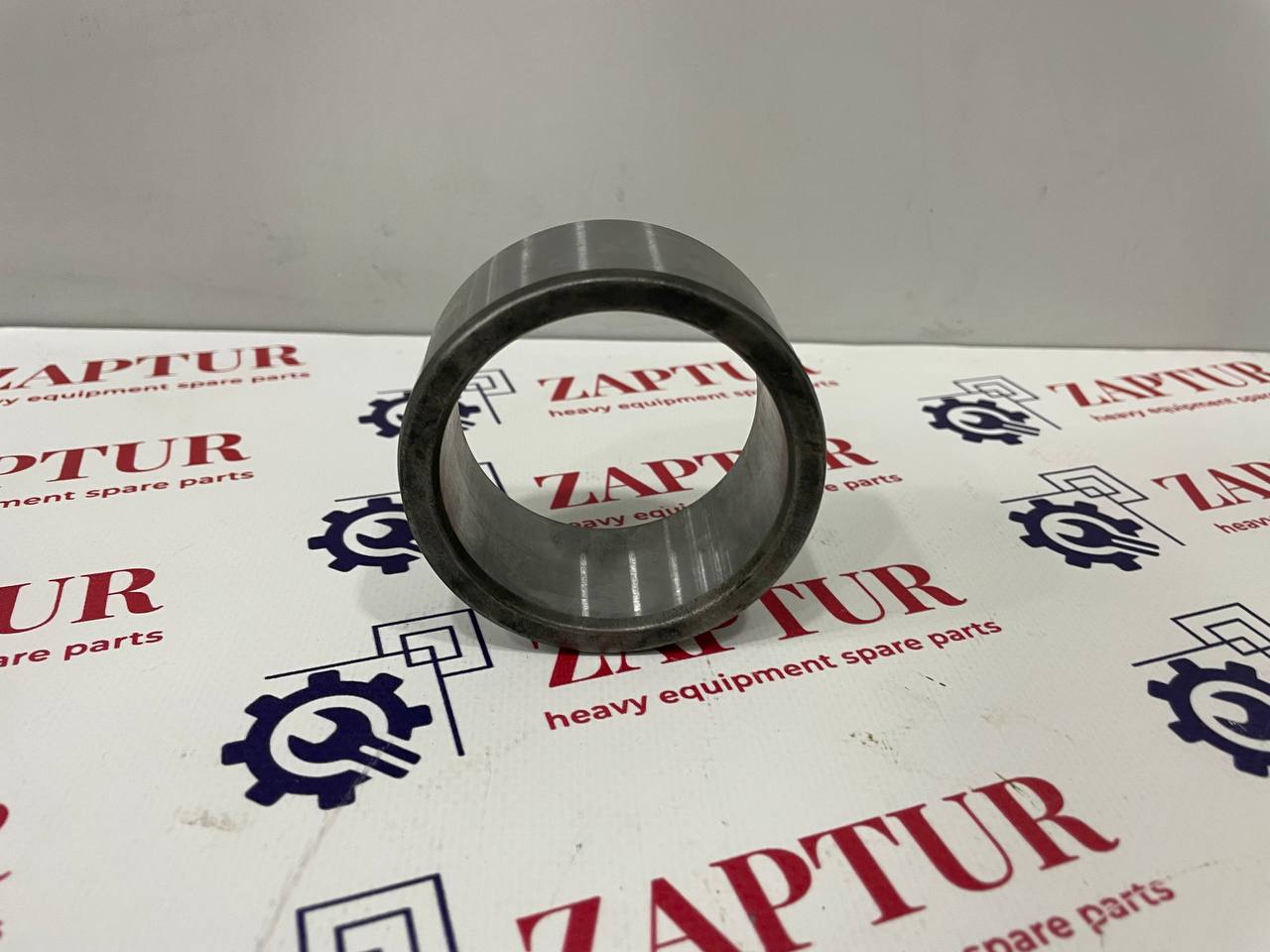 THIS BUSHING IS SUITABLE HITACHI MACHINERY