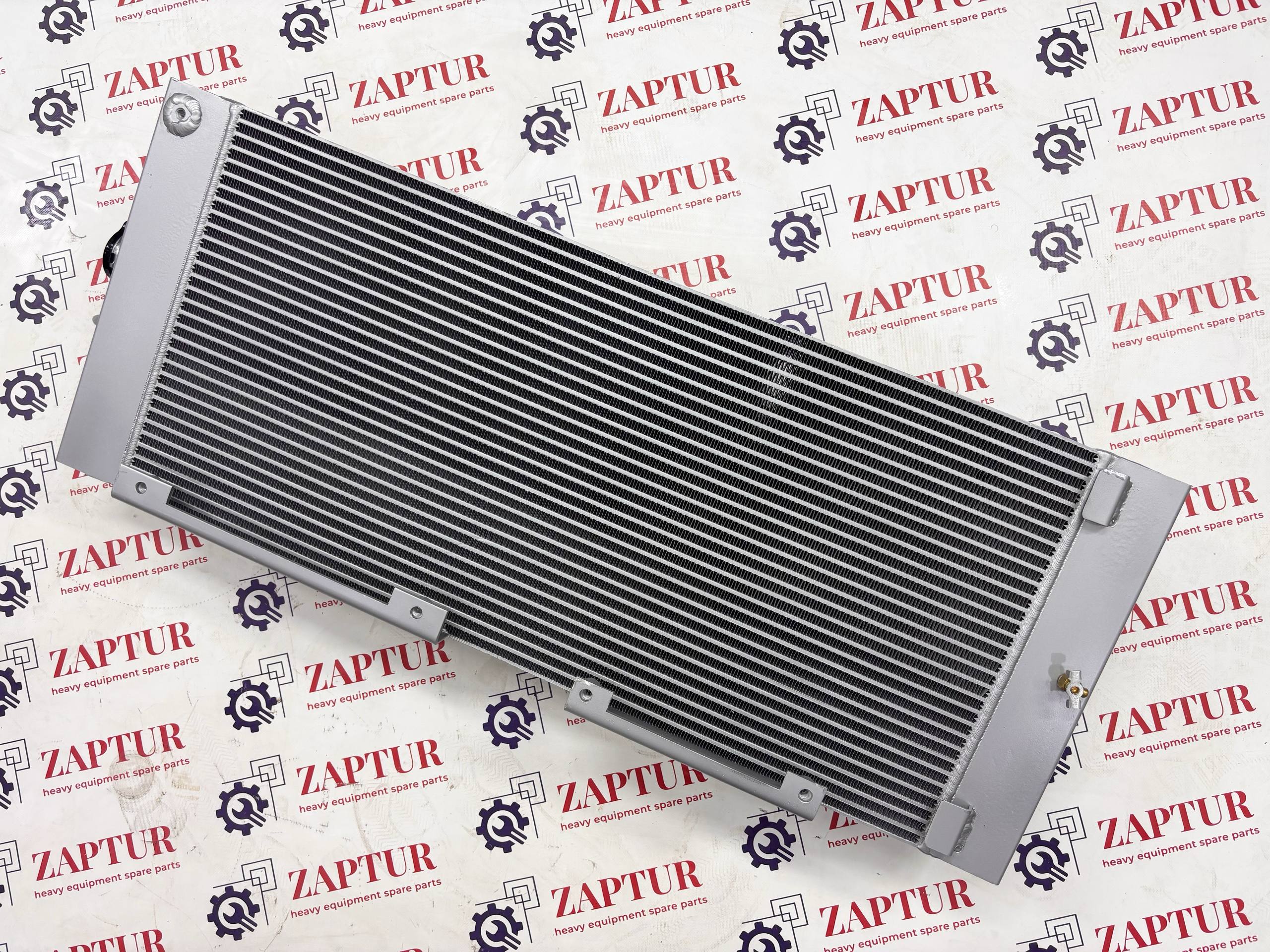 This radiator is suitable for Hyundai machinery