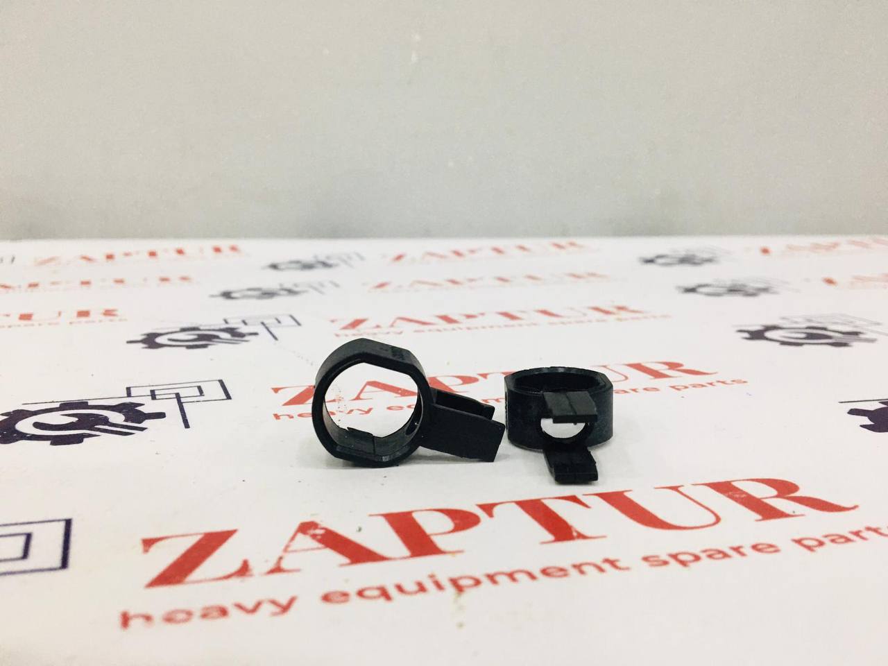 JCB 320/07189 SNAP RINGS FOR FUEL PIPES [ZAPTUR]