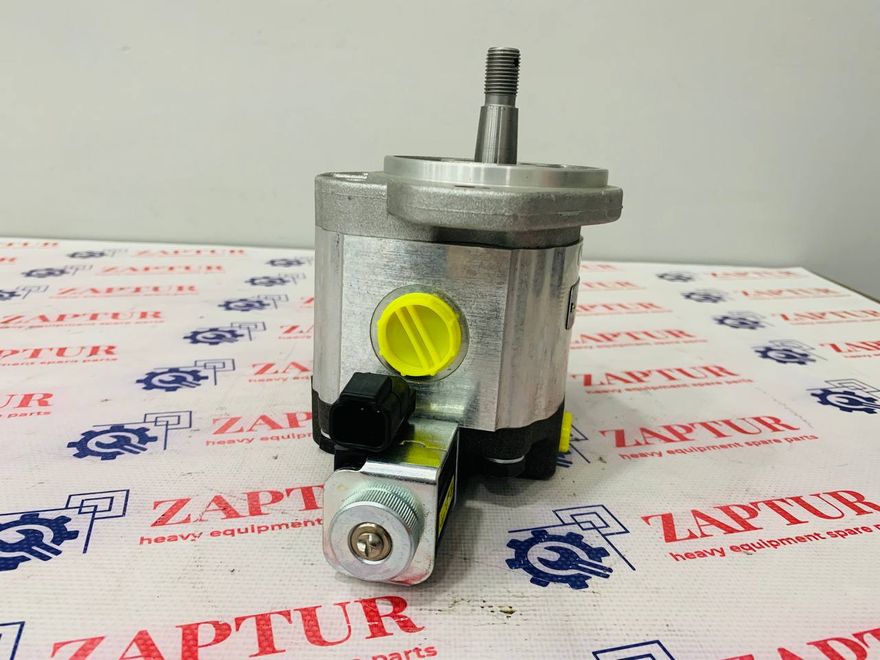 JCB 333/L0746 HYDRAULIC MOTOR [ZAPTUR]