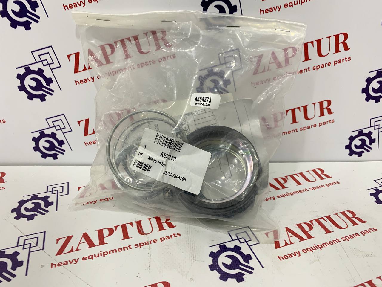 JOHN DEERE AE54373 COLLAR KIT [ZAPTUR]