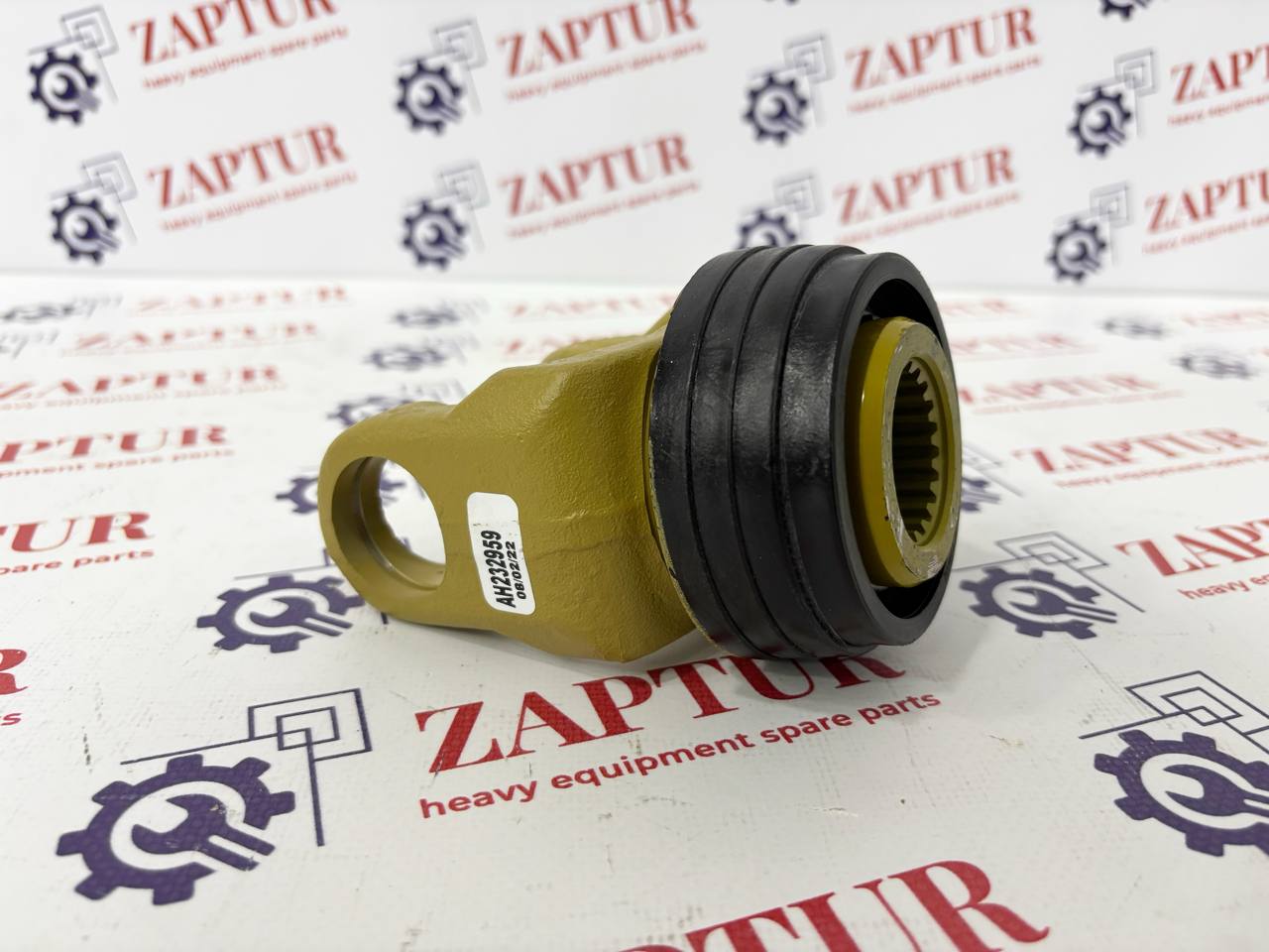 JOHN DEERE AH232959 YOKE [ZAPTUR]