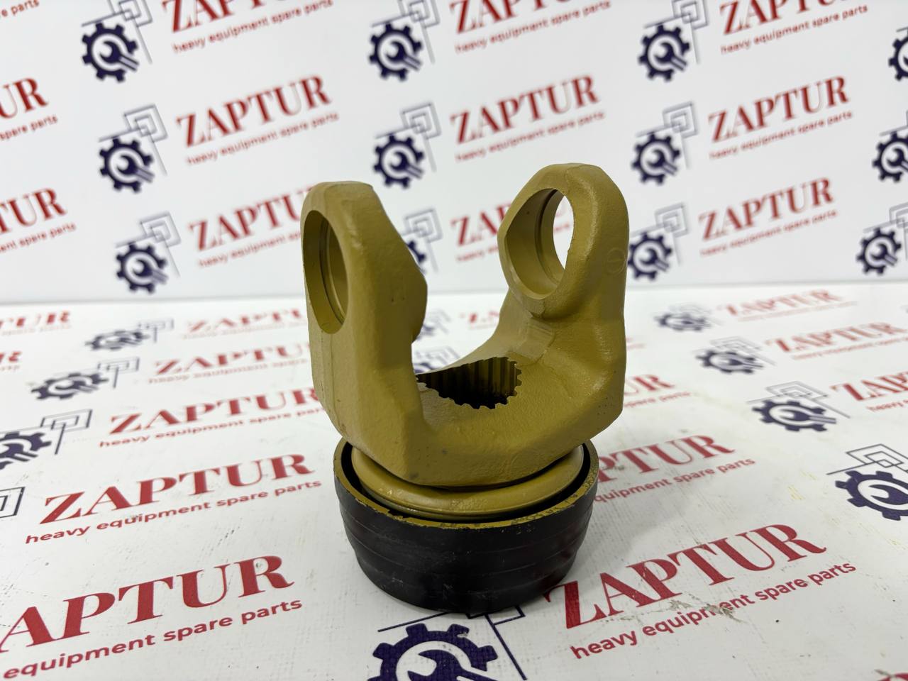 JOHN DEERE AH232959 YOKE [ZAPTUR]