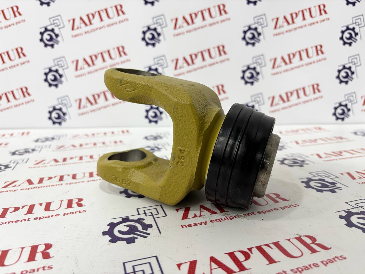 This yoke is suitable for John Deere machinery